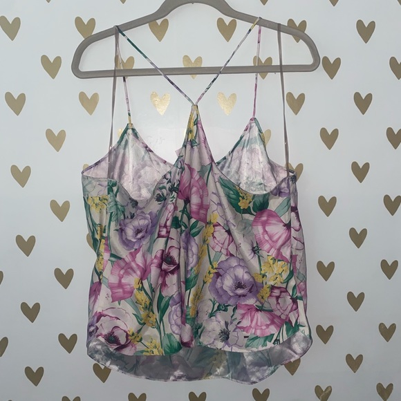 Victoria’s Secret tank - Picture 4 of 4